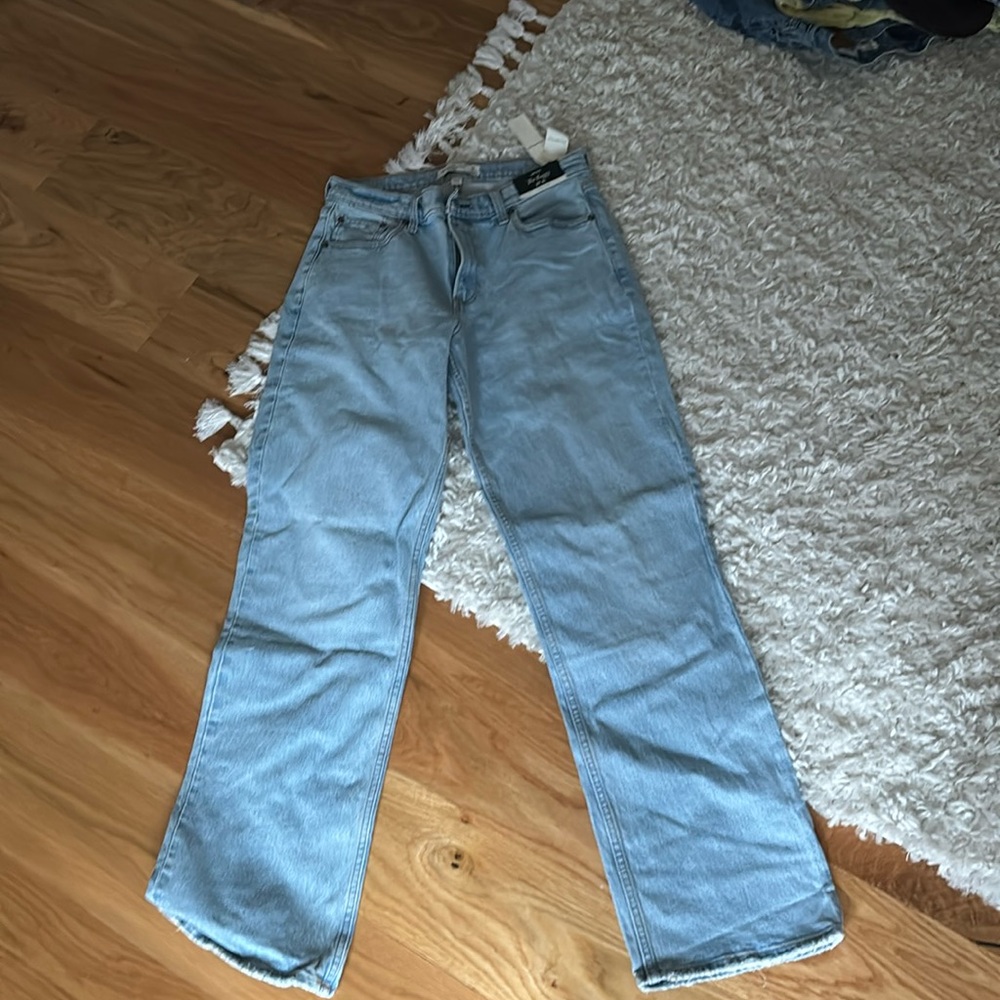 Abercrombie Low Rise Baggy Jeans